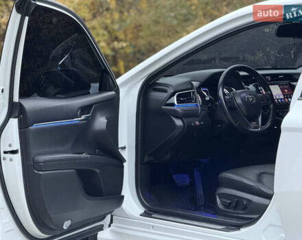 Білий Тойота Камрі, об'ємом двигуна 2.49 л та пробігом 158 тис. км за 22777 $, фото 41 на Automoto.ua