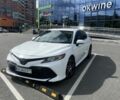 Білий Тойота Камрі, об'ємом двигуна 2.5 л та пробігом 145 тис. км за 17794 $, фото 1 на Automoto.ua