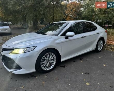 Белый Тойота Камри, объемом двигателя 2.49 л и пробегом 125 тыс. км за 25500 $, фото 5 на Automoto.ua