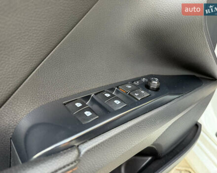 Белый Тойота Камри, объемом двигателя 2.49 л и пробегом 175 тыс. км за 21500 $, фото 20 на Automoto.ua