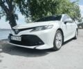 Белый Тойота Камри, объемом двигателя 2.5 л и пробегом 126 тыс. км за 17800 $, фото 1 на Automoto.ua