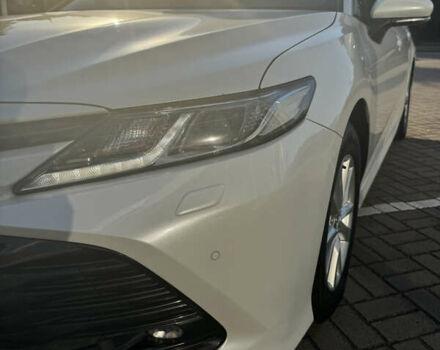 Белый Тойота Камри, объемом двигателя 2.49 л и пробегом 137 тыс. км за 21950 $, фото 19 на Automoto.ua