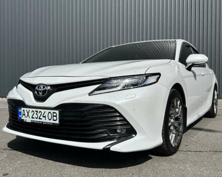 Белый Тойота Камри, объемом двигателя 2.49 л и пробегом 157 тыс. км за 22900 $, фото 6 на Automoto.ua