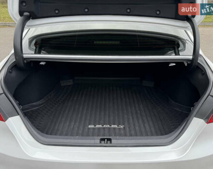 Белый Тойота Камри, объемом двигателя 2.49 л и пробегом 32 тыс. км за 23700 $, фото 36 на Automoto.ua