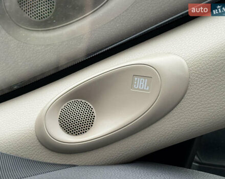 Білий Тойота Камрі, об'ємом двигуна 2.49 л та пробігом 166 тис. км за 21999 $, фото 22 на Automoto.ua