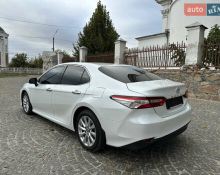 Білий Тойота Камрі, об'ємом двигуна 2.49 л та пробігом 160 тис. км за 23400 $, фото 3 на Automoto.ua