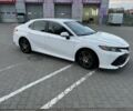 Белый Тойота Камри, объемом двигателя 2.5 л и пробегом 116 тыс. км за 16950 $, фото 2 на Automoto.ua