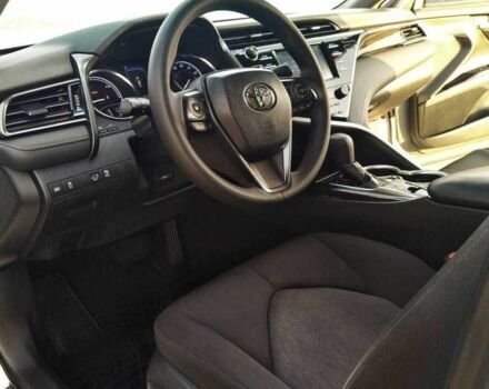 Белый Тойота Камри, объемом двигателя 2.5 л и пробегом 100 тыс. км за 22000 $, фото 5 на Automoto.ua