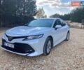 Белый Тойота Камри, объемом двигателя 2.49 л и пробегом 184 тыс. км за 23600 $, фото 1 на Automoto.ua