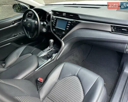 Білий Тойота Камрі, об'ємом двигуна 2.49 л та пробігом 113 тис. км за 23500 $, фото 6 на Automoto.ua