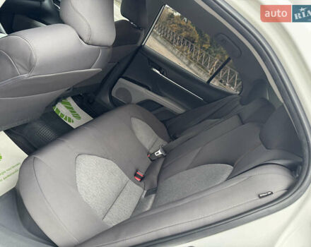 Білий Тойота Камрі, об'ємом двигуна 2.49 л та пробігом 129 тис. км за 21999 $, фото 15 на Automoto.ua