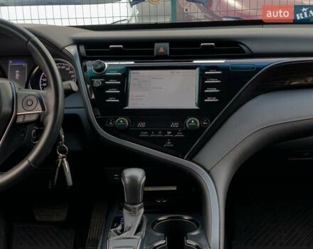 Белый Тойота Камри, объемом двигателя 2.5 л и пробегом 32 тыс. км за 24355 $, фото 35 на Automoto.ua