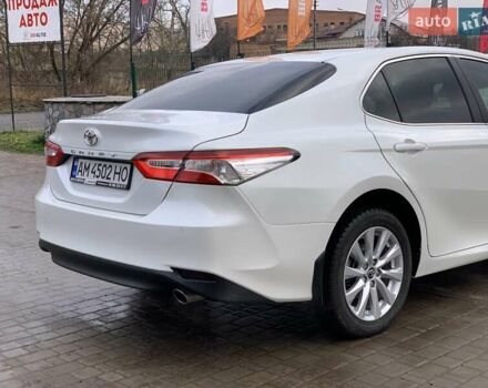 Белый Тойота Камри, объемом двигателя 2.5 л и пробегом 32 тыс. км за 24355 $, фото 15 на Automoto.ua