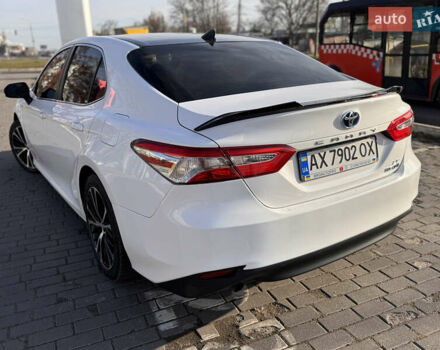 Білий Тойота Камрі, об'ємом двигуна 2.49 л та пробігом 129 тис. км за 21999 $, фото 4 на Automoto.ua