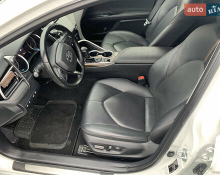 Белый Тойота Камри, объемом двигателя 2.49 л и пробегом 63 тыс. км за 23500 $, фото 22 на Automoto.ua