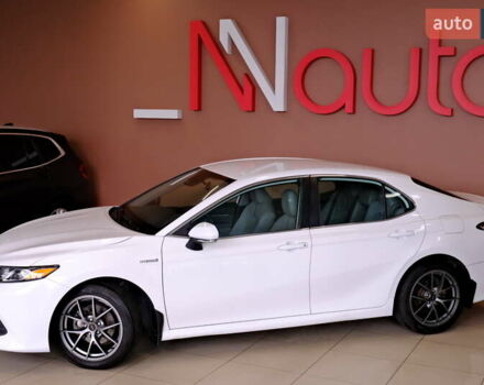 Белый Тойота Камри, объемом двигателя 2.5 л и пробегом 140 тыс. км за 21900 $, фото 11 на Automoto.ua