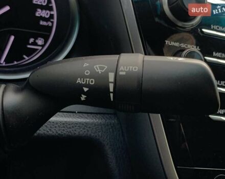 Белый Тойота Камри, объемом двигателя 2.5 л и пробегом 32 тыс. км за 24355 $, фото 44 на Automoto.ua