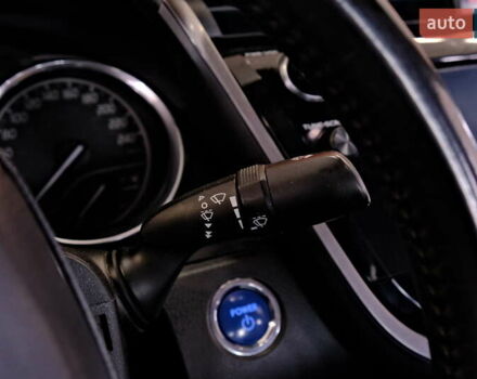 Белый Тойота Камри, объемом двигателя 2.5 л и пробегом 140 тыс. км за 21900 $, фото 24 на Automoto.ua