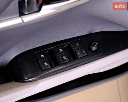 Белый Тойота Камри, объемом двигателя 2.5 л и пробегом 140 тыс. км за 21900 $, фото 18 на Automoto.ua