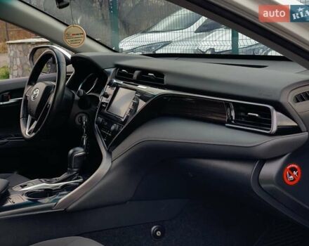 Белый Тойота Камри, объемом двигателя 2.5 л и пробегом 32 тыс. км за 24355 $, фото 32 на Automoto.ua