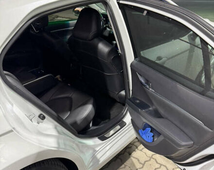 Белый Тойота Камри, объемом двигателя 2.49 л и пробегом 80 тыс. км за 27500 $, фото 23 на Automoto.ua