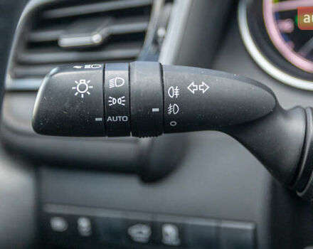 Белый Тойота Камри, объемом двигателя 2.49 л и пробегом 112 тыс. км за 30094 $, фото 23 на Automoto.ua