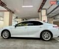 Белый Тойота Камри, объемом двигателя 2.49 л и пробегом 110 тыс. км за 29000 $, фото 3 на Automoto.ua