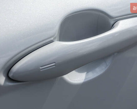 Белый Тойота Камри, объемом двигателя 2.49 л и пробегом 112 тыс. км за 30094 $, фото 19 на Automoto.ua