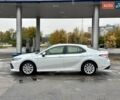 Тойота Камри 2019 в Днепре (Днепропетровске) на Automoto.ua Белый Тойота Камри, объемом двигателя 2.49 л и пробегом 78 тыс. км за 20999 $, фото 5 на Automoto.ua