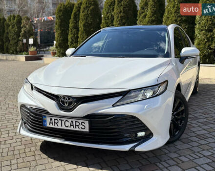 Белый Тойота Камри, объемом двигателя 2.5 л и пробегом 119 тыс. км за 18700 $, фото 5 на Automoto.ua