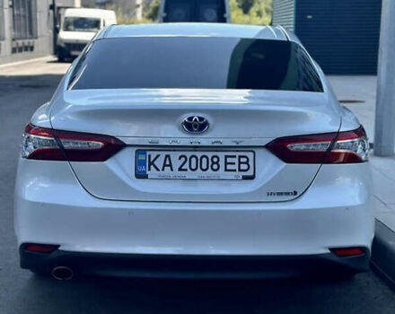 Белый Тойота Камри, объемом двигателя 2.49 л и пробегом 110 тыс. км за 24000 $, фото 4 на Automoto.ua
