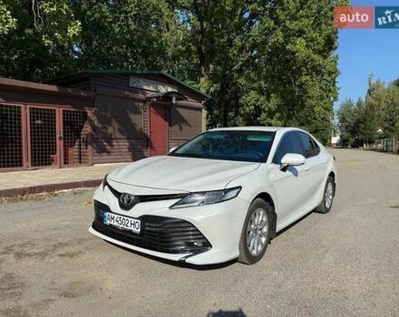 Белый Тойота Камри, объемом двигателя 2.49 л и пробегом 33 тыс. км за 23700 $, фото 10 на Automoto.ua