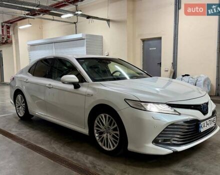 Белый Тойота Камри, объемом двигателя 2.49 л и пробегом 110 тыс. км за 29000 $, фото 2 на Automoto.ua