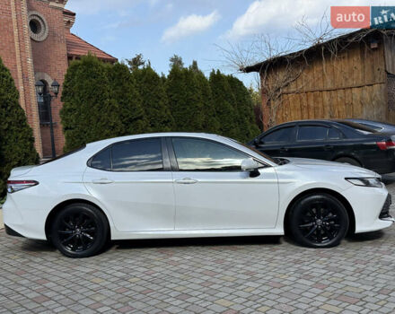 Белый Тойота Камри, объемом двигателя 2.5 л и пробегом 119 тыс. км за 18700 $, фото 2 на Automoto.ua
