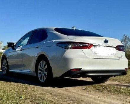 Белый Тойота Камри, объемом двигателя 0 л и пробегом 61 тыс. км за 15000 $, фото 4 на Automoto.ua