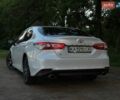 Белый Тойота Камри, объемом двигателя 2.49 л и пробегом 161 тыс. км за 20000 $, фото 1 на Automoto.ua