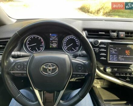 Белый Тойота Камри, объемом двигателя 2.49 л и пробегом 111 тыс. км за 23000 $, фото 9 на Automoto.ua