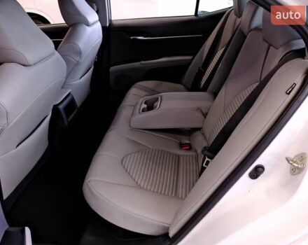 Белый Тойота Камри, объемом двигателя 2.5 л и пробегом 140 тыс. км за 21900 $, фото 35 на Automoto.ua