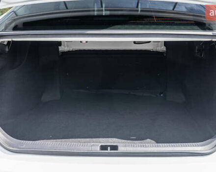 Белый Тойота Камри, объемом двигателя 2.49 л и пробегом 112 тыс. км за 30094 $, фото 9 на Automoto.ua