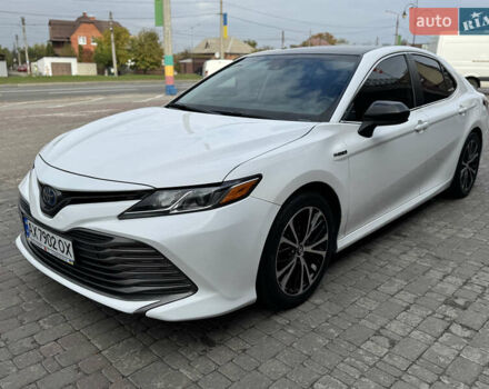 Белый Тойота Камри, объемом двигателя 2.49 л и пробегом 128 тыс. км за 22500 $, фото 5 на Automoto.ua