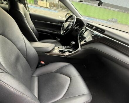 Тойота Камри 2019 в Киеве на Automoto.ua Белый Тойота Камри, объемом двигателя 2.5 л и пробегом 265 тыс. км за 24000 $, фото 8 на Automoto.ua