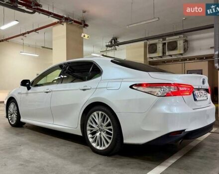 Белый Тойота Камри, объемом двигателя 2.49 л и пробегом 110 тыс. км за 29000 $, фото 4 на Automoto.ua