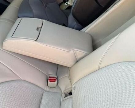 Белый Тойота Камри, объемом двигателя 0 л и пробегом 61 тыс. км за 15000 $, фото 14 на Automoto.ua