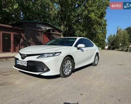 Белый Тойота Камри, объемом двигателя 2.49 л и пробегом 33 тыс. км за 23700 $, фото 6 на Automoto.ua