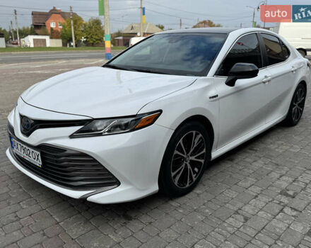 Белый Тойота Камри, объемом двигателя 2.49 л и пробегом 128 тыс. км за 22500 $, фото 4 на Automoto.ua