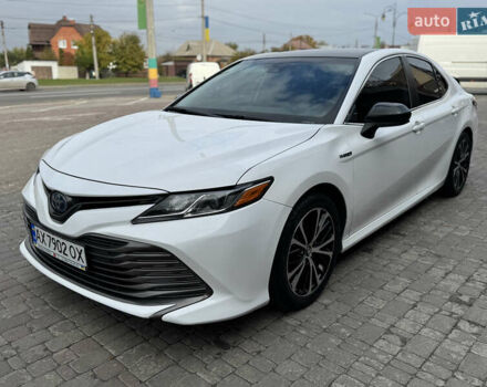 Белый Тойота Камри, объемом двигателя 2.49 л и пробегом 128 тыс. км за 22500 $, фото 6 на Automoto.ua