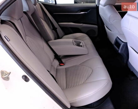 Белый Тойота Камри, объемом двигателя 2.5 л и пробегом 140 тыс. км за 21900 $, фото 39 на Automoto.ua