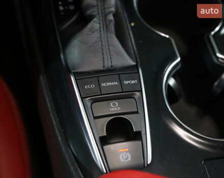 Белый Тойота Камри, объемом двигателя 3.46 л и пробегом 57 тыс. км за 36000 $, фото 13 на Automoto.ua