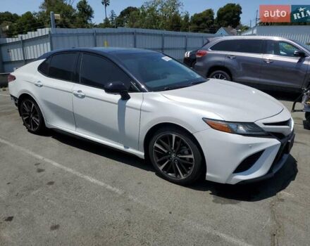 Белый Тойота Камри, объемом двигателя 2.49 л и пробегом 128 тыс. км за 18470 $, фото 3 на Automoto.ua