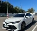 Білий Тойота Камрі, об'ємом двигуна 2.5 л та пробігом 52 тис. км за 22500 $, фото 1 на Automoto.ua